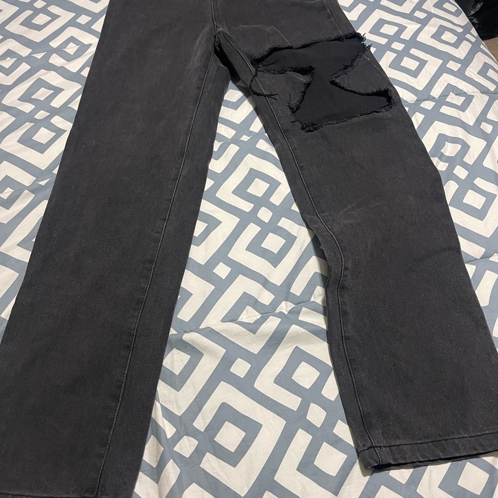 Stylish Black Distressed Jeans